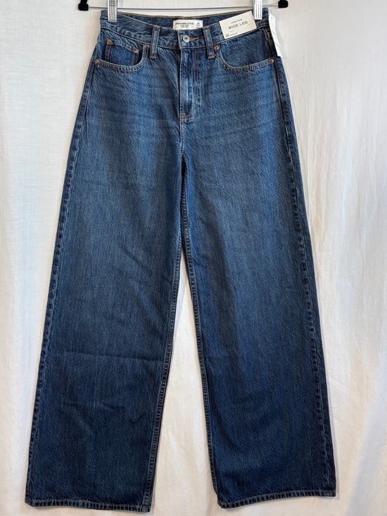 Abercrombie & Fitch Denim - Abercrombie & Fitch Wide-Leg High Rise Jeans in Dark Blue